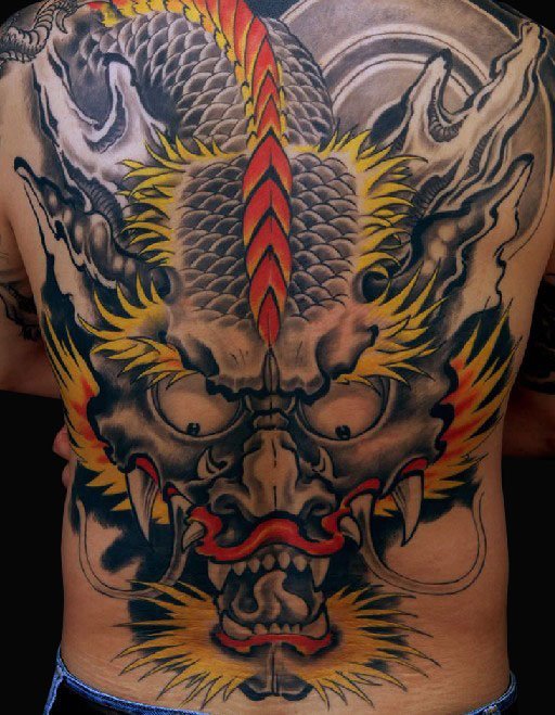 写实风黑色龙头纹身