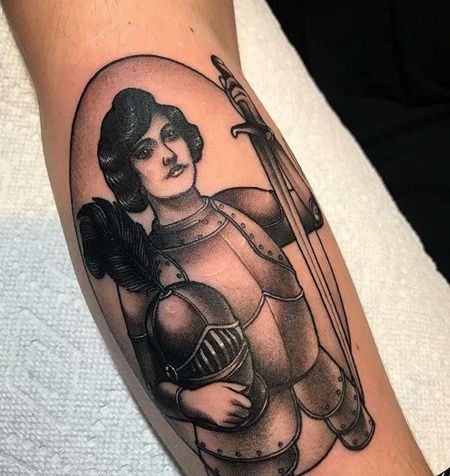 New School小腿女人骑士纹身图案