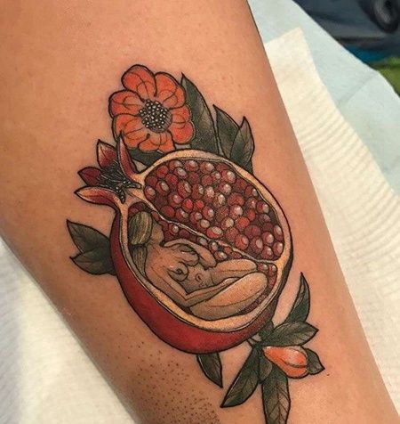 New School大腿石榴纹身图案