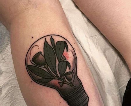 New School小腿灯泡叶子纹身图案