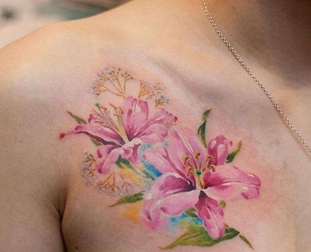 水彩前胸百合纹身图案