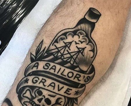 Old School小臂瓶子骷髅纹身图案