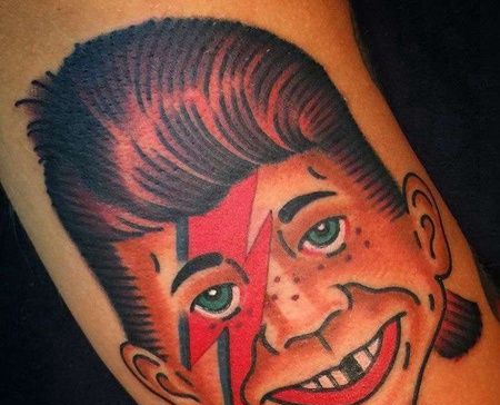 Old School大臂人头纹身图案