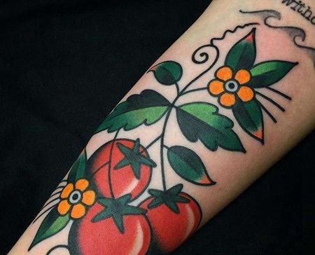 Old School小臂番茄纹身图案
