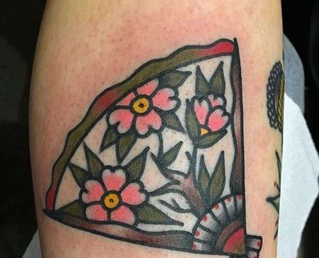 Old School小腿扇子纹身图案