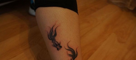 小腿金鱼纹身图案