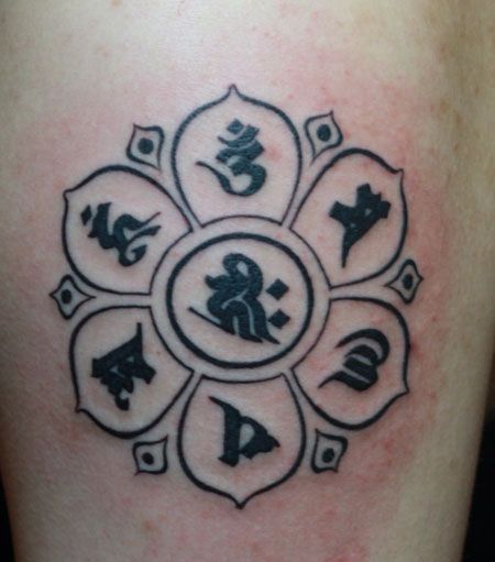 简易莲花梵文纹身图案