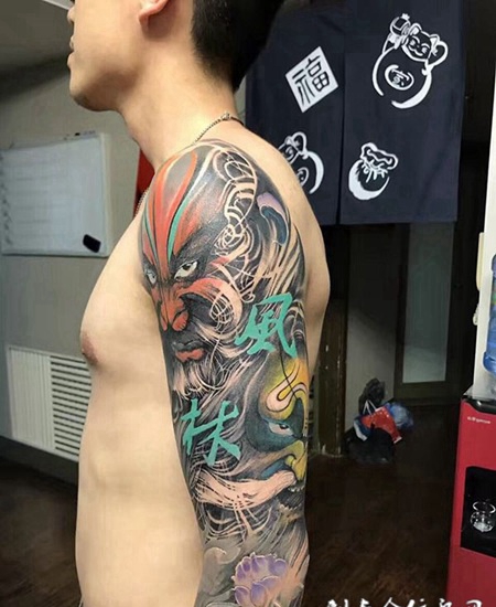 风林火山，个性京剧脸谱花臂纹身