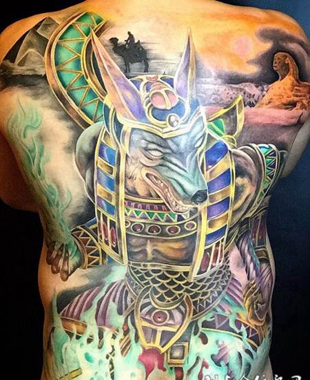 埃及风情，满背阿努比斯彩绘纹身