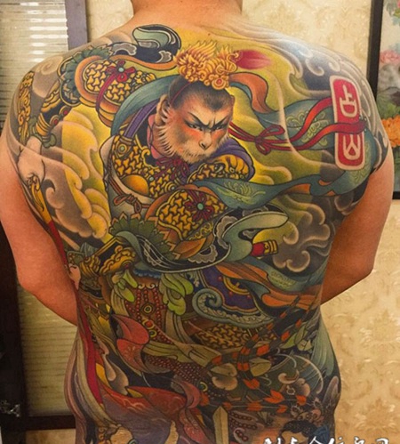 伏魔降妖，满背霸气斗战胜佛彩绘纹身