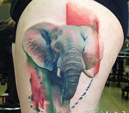 大自然的守护者，大腿写实大象彩绘纹身