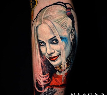疯狂萝莉，腿部小丑女肖像彩绘纹身
