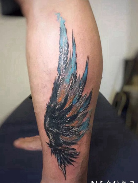 翱翔之翼，小腿好看的翅膀纹身图案