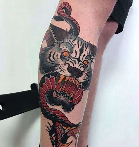 小腿外侧old school虎与蛇