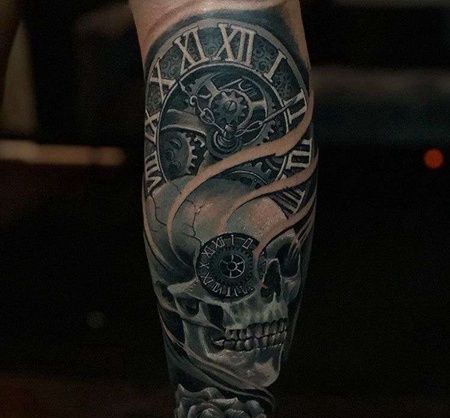 小腿包围黑灰骷髅与钟表