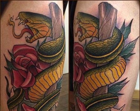 大腿外侧new school 花与蛇