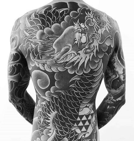 通体日式传统龙纹样