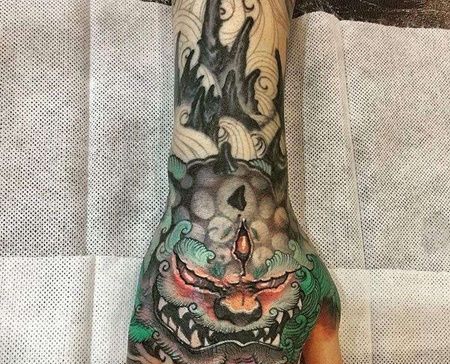 手背日式传统神兽