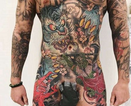 前半身日式传统鬼怪