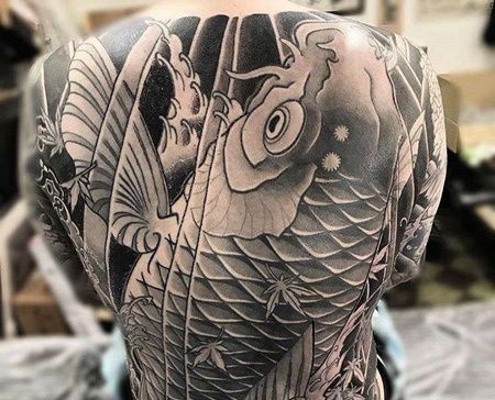 背部日式传统鲤鱼