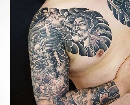 包臂过肩日式传统人物