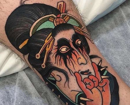 小腿外侧日式传统人物