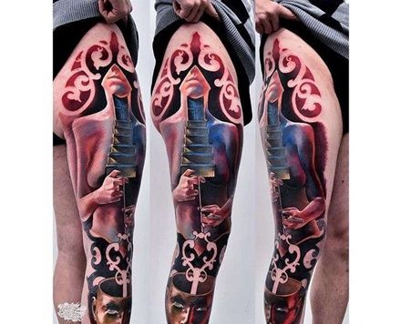 腿部外侧新传统人像与钥匙