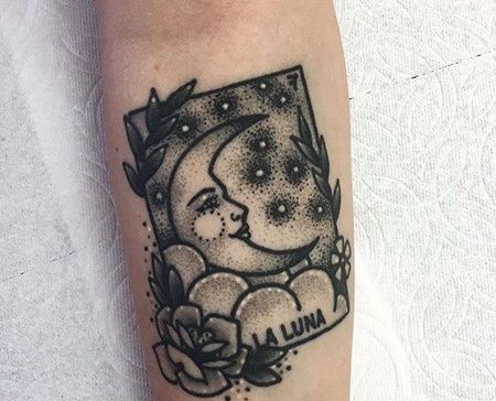 小臂内侧old school月亮