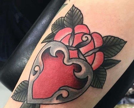 小臂内侧old school 花