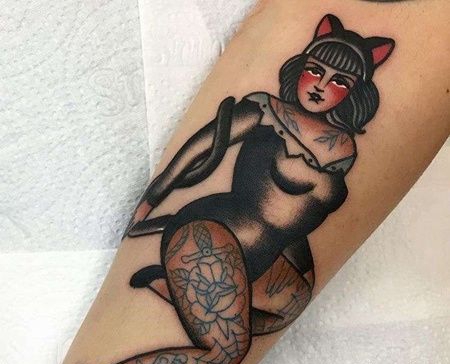 手臂内侧old school猫女