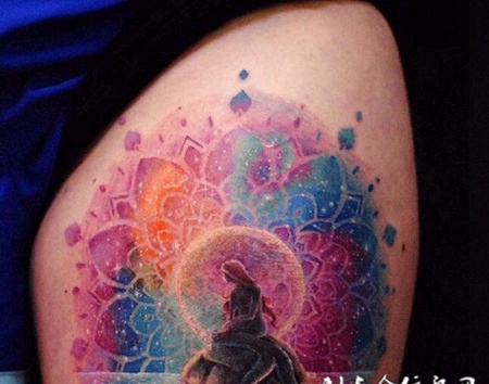 静候佳音，腿部等待中的美人鱼彩绘刺青