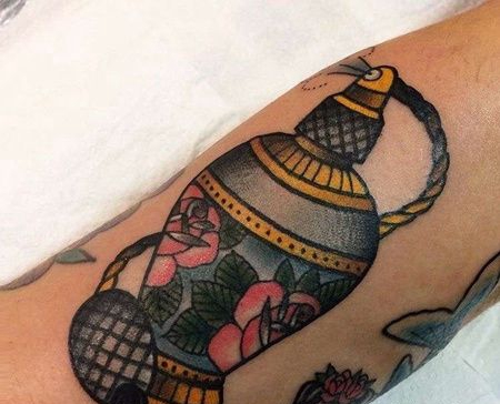 小臂内侧old school香水