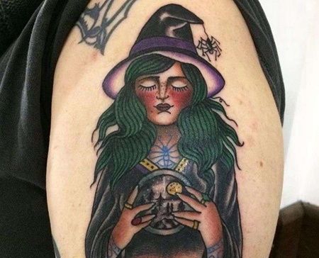 大臂外侧old school 女巫