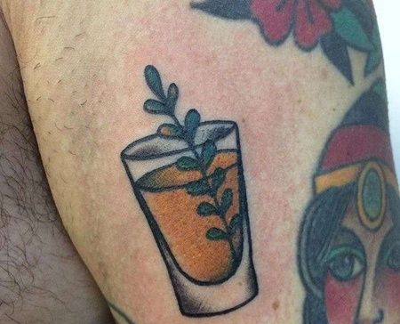 old school果汁与树叶