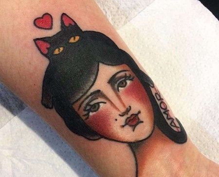 小臂内侧old school 女人与猫