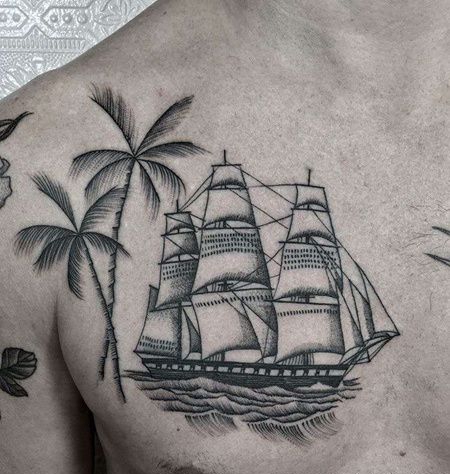 胸部点刺树与帆船