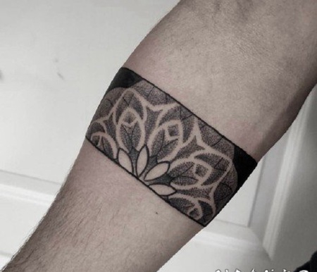 臂环纹身图 好看的小臂上臂环纹身作品