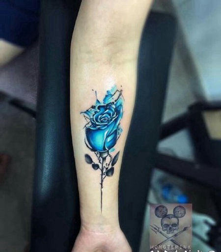 适合遮盖旧纹身的泼墨水彩图案