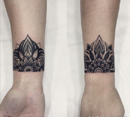 图腾式梵花纹身作品图片赏析