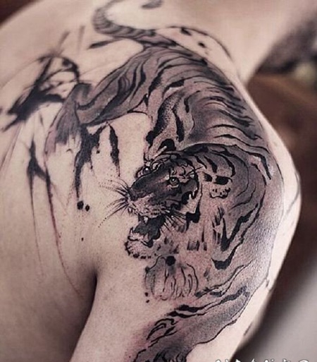 水墨中国风的纹身图片赏析