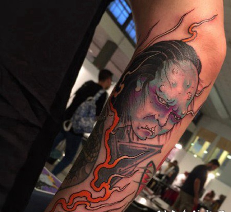 新传统的日式生首纹身图片