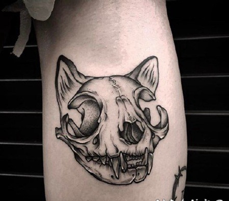 动物头骨骼主题的纹身图片赏析