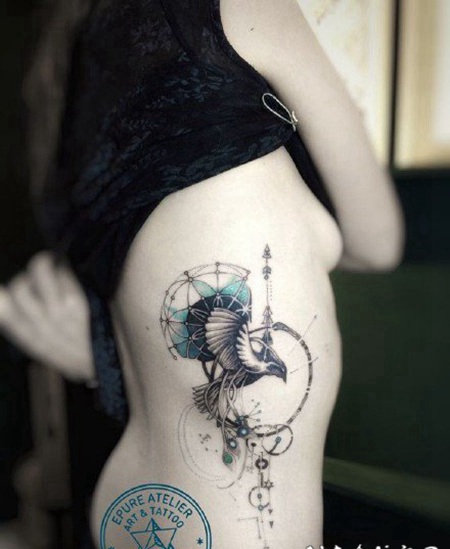 精致创意的黑灰点刺动物纹身作品图案