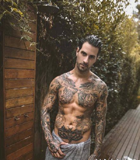 型男纹身 欧美的纹身帅哥图片赏析