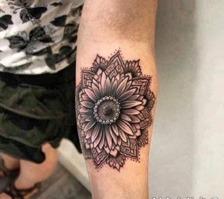 小清新的向日葵纹身图片