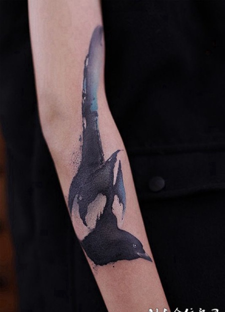 报喜送福，手臂水墨喜鹊彩绘纹身