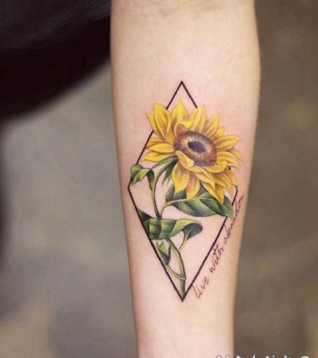 向日葵纹身图案 小清新的夏天味道
