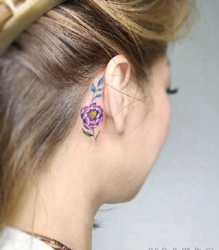 耳朵耳垂的创意小纹身图案