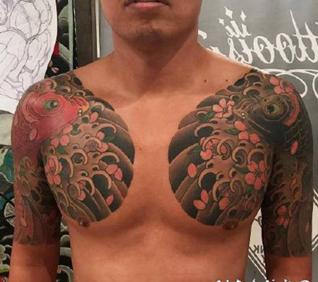 双半甲纹身 男士双半甲主题的纹身作品图