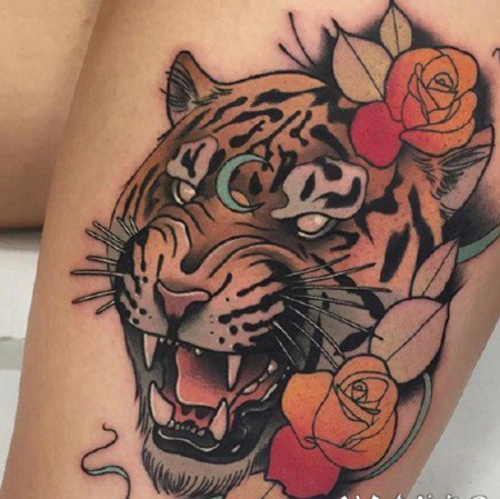 school风格的老虎头纹身作品图片